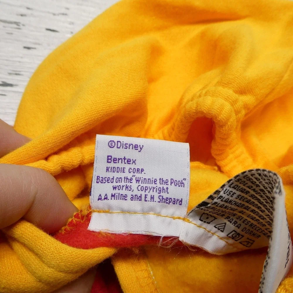 Vintage Winnie‎ The Pooh Pajamas Toddler 4T Yellow Red Hooded Fleece One Piece